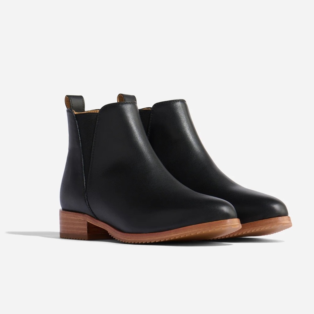 Nisolo Eva Everyday Chelsea Boot